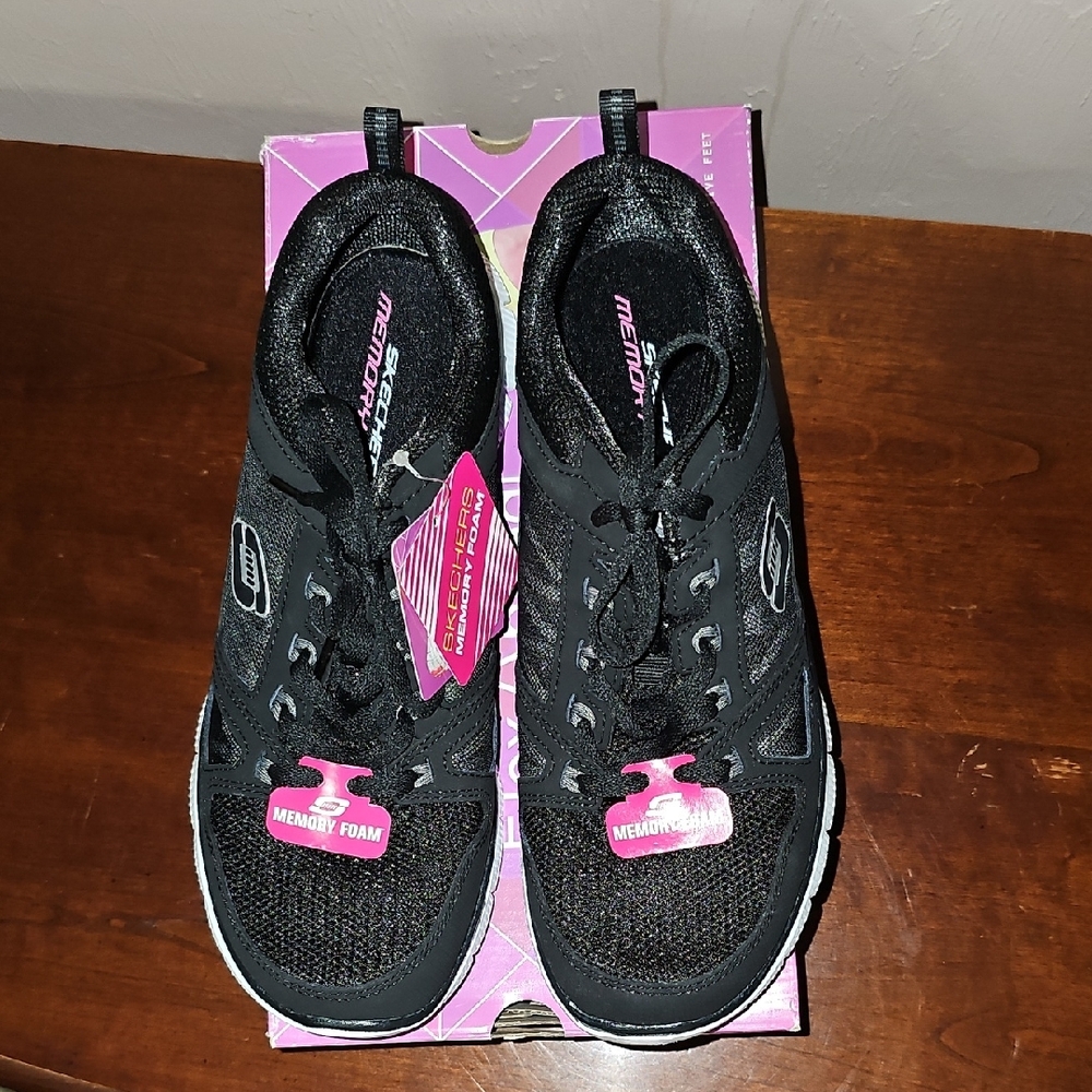Skechers Women's Black Athletic Shoes